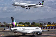 México: avión suspende aterrizaje justo a tiempo para evitar una colisión con un avión en la pista