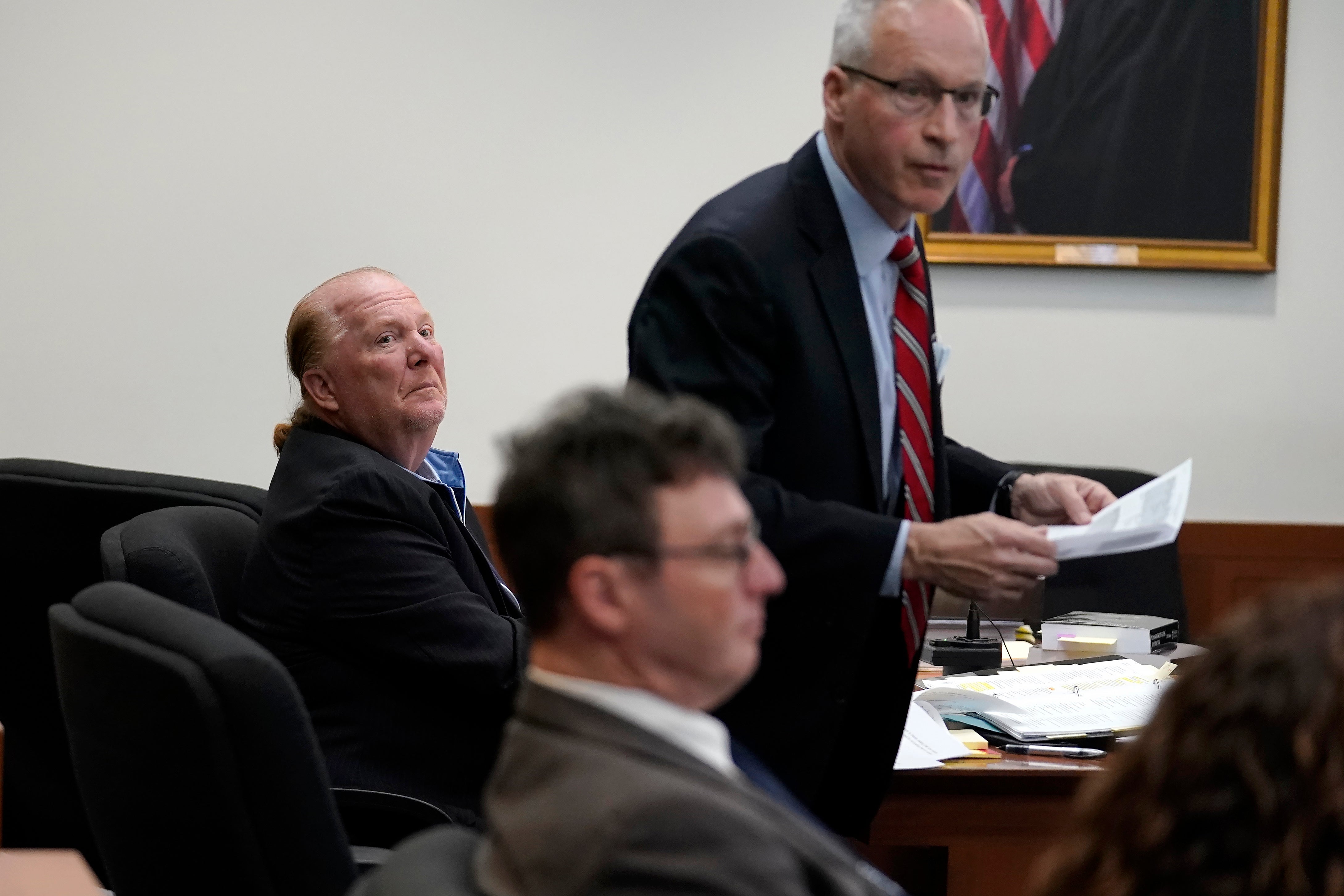 VIOLENCIA SEXUAL-MARIO BATALI