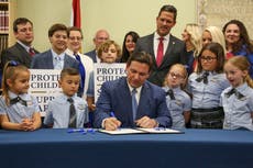 Los millones secretos detrás de las escuelas religiosas de Florida que prohíben a los niños homosexuales