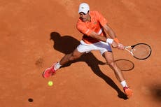Djokovic saca buena nota en su debut en Roma