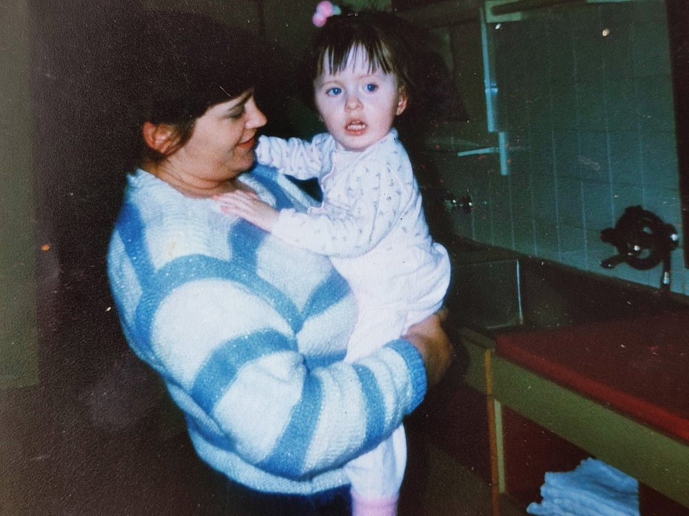 Joanna con su mamá, Ewa Klich