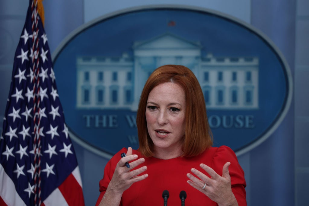 Jen Psaki dice que ella y sus hijos fueron objeto de “amenazas” por su trabajo en la Casa Blanca