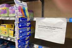 EEUU: Padres intercambian fórmula láctea debido a escasez