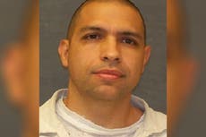 Texas: un asesino convicto escapó durante un traslado de la prisión