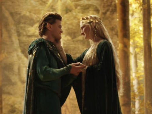 Galadriel y Elrond en The Lord of the Rings: The Rings of Power