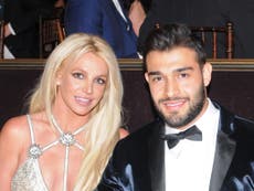 Fotografían a Britney Spears en auto de “Recién casados” con su esposo Sam Asghari