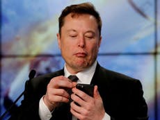 Elon Musk envía emoji obsceno al jefe de Twitter en medio de una discusión sobre el spam