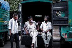 Padres demandan a su hijo por más de medio millón de dólares por no darles un nieto