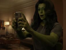 ‘She-Hulk’: fans defienden serie de Marvel luego de que la etiquetaran de “basura políticamente correcta”