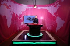 Talibán ordena a conductoras de TV ocultar su rostro