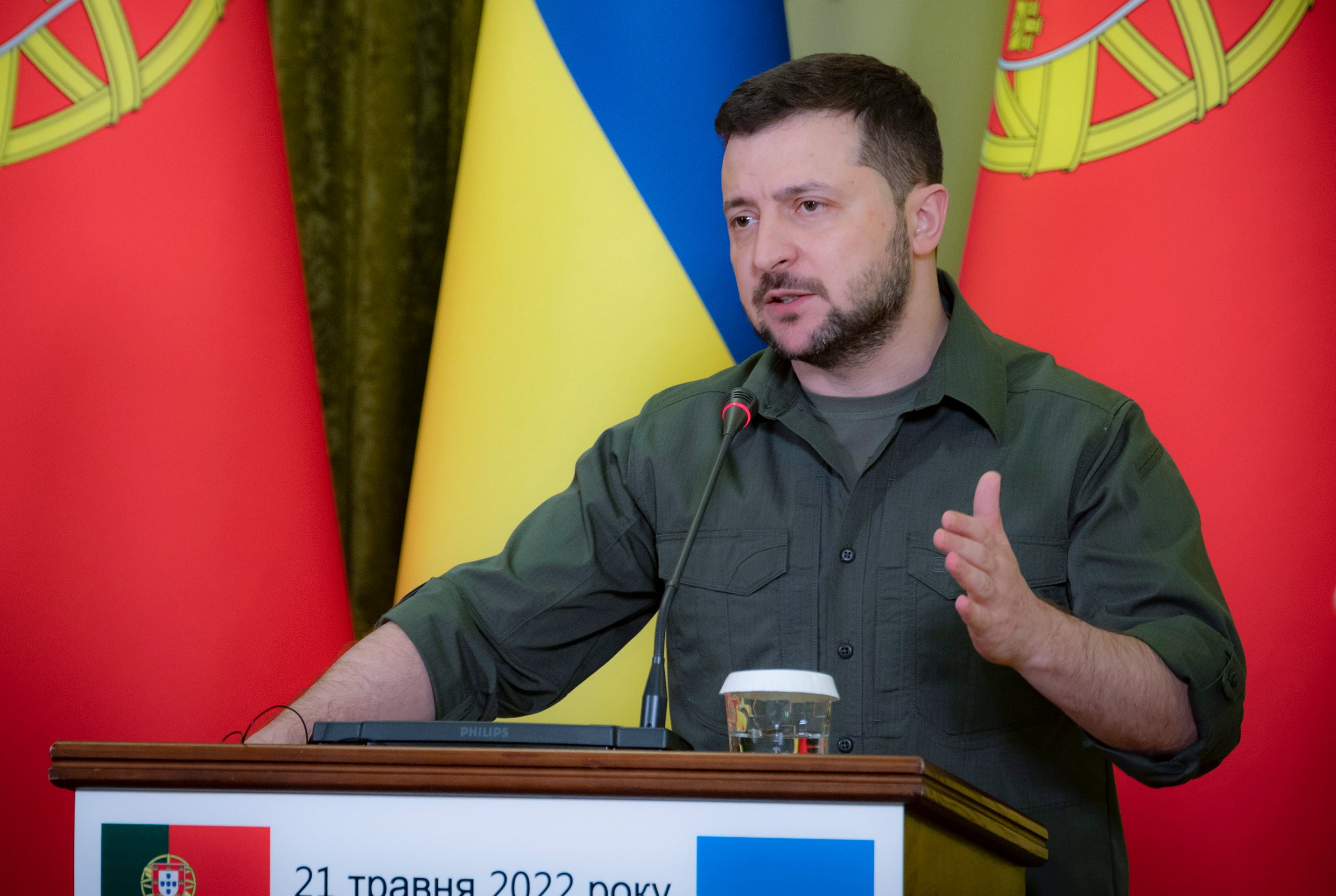 Guerra Rusia-Ucrania solo puede resolverse a través de la “diplomacia”: Zelensky