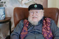 George RR Martin sobre “rivalidad” con serie de LOTR: “Si ganan seis premios Emmy, espero que ganemos siete”