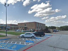 Arrestan a adolescente de Texas armado en una escuela un día después del tiroteo en Uvalde