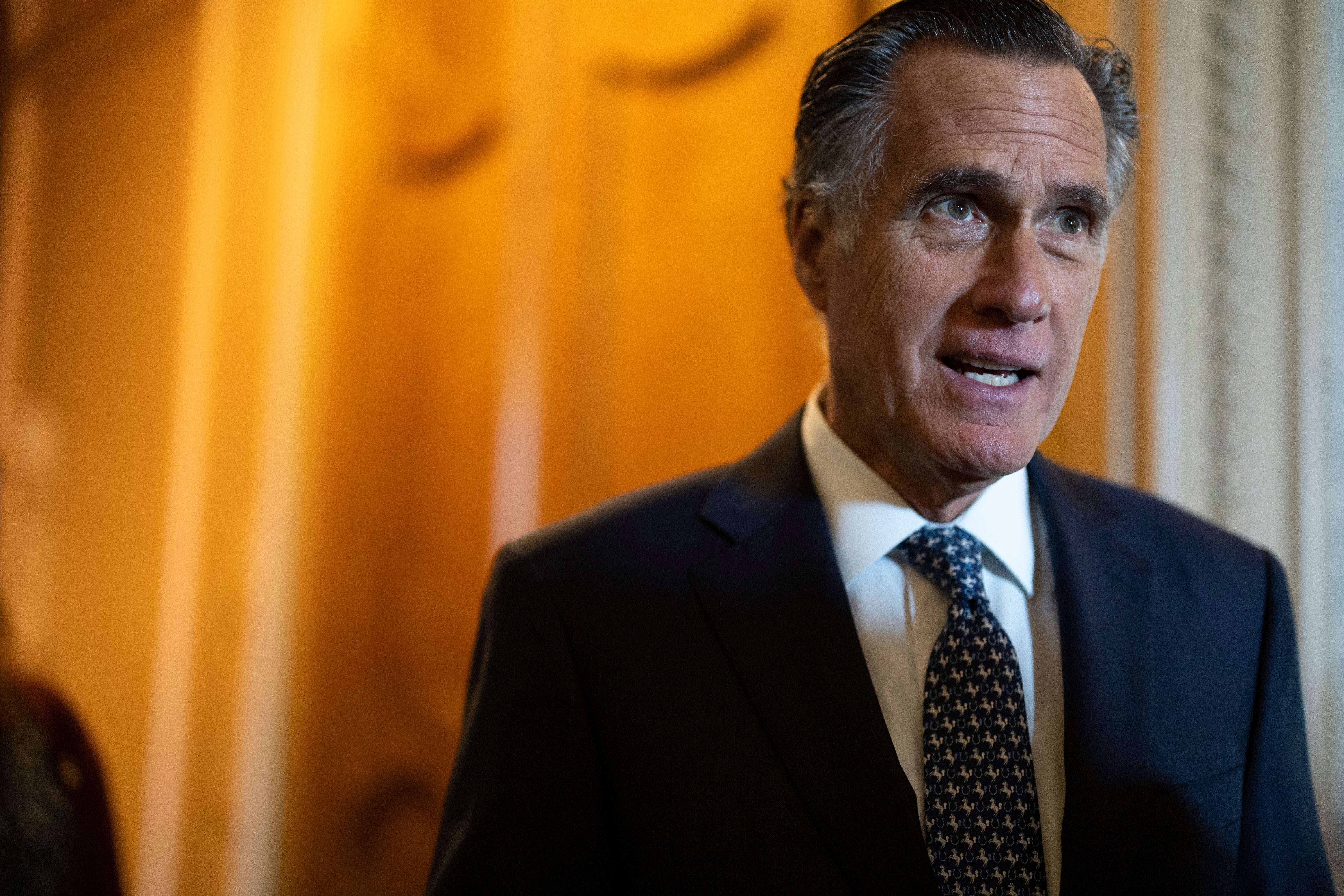Romney fue uno de los 14 republicanos que votaron contra el proyecto de ley