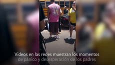 Video muestra desesperación de padres al exterior de escuela en Texas