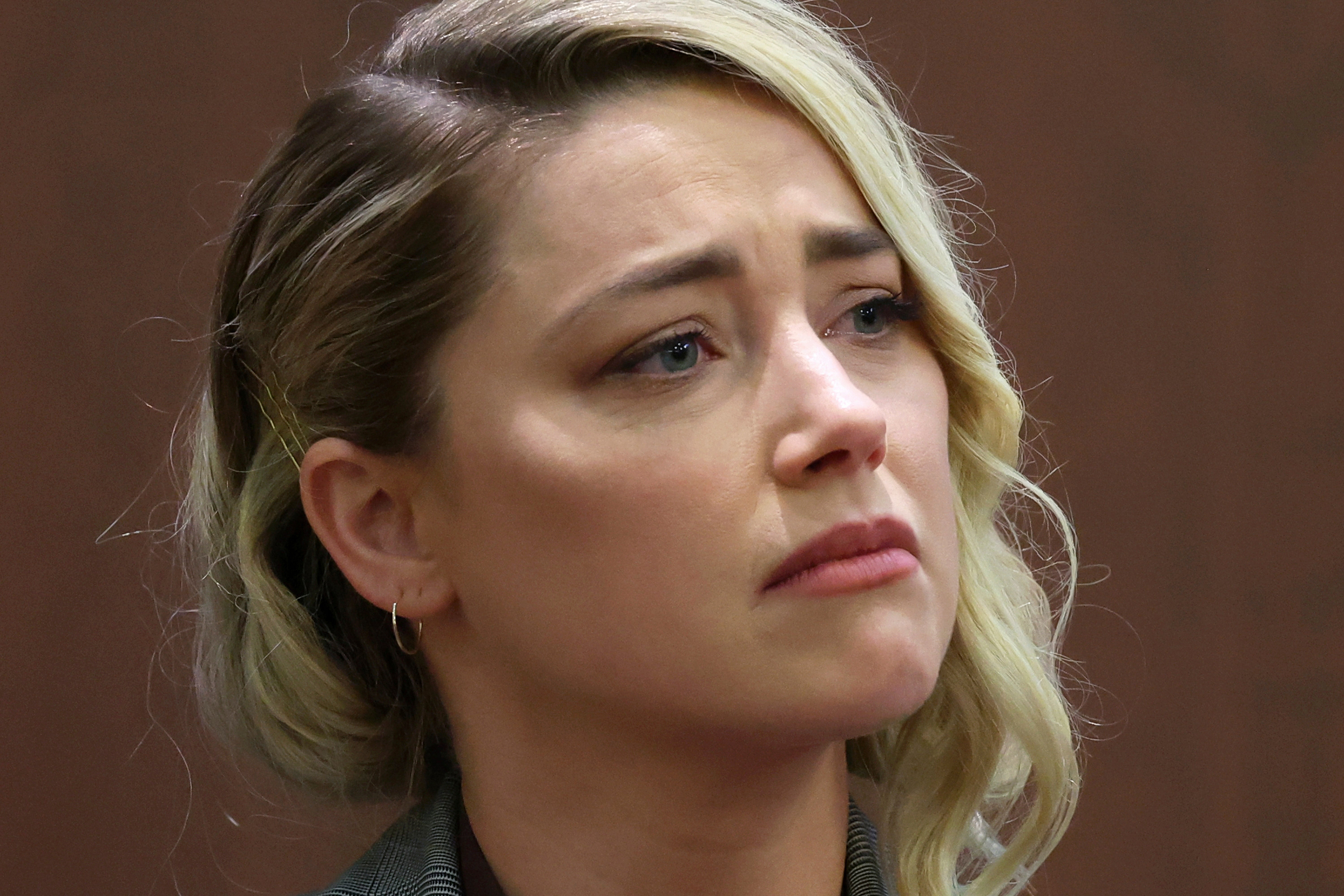 Amber Heard declarando durante el juicio