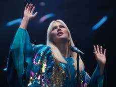 Reseña de ABBA Voyage: camp, diversión y low-energy... y no solo porque son hologramas