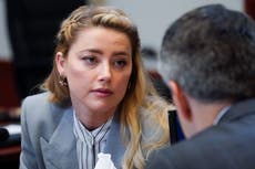 Abogado de Amber Heard dice que debería ganar el caso incluso si ella le cortó el dedo a Depp con un hacha
