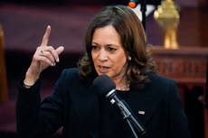 Kamala Harris exhorta a la acción a dolientes de Buffalo