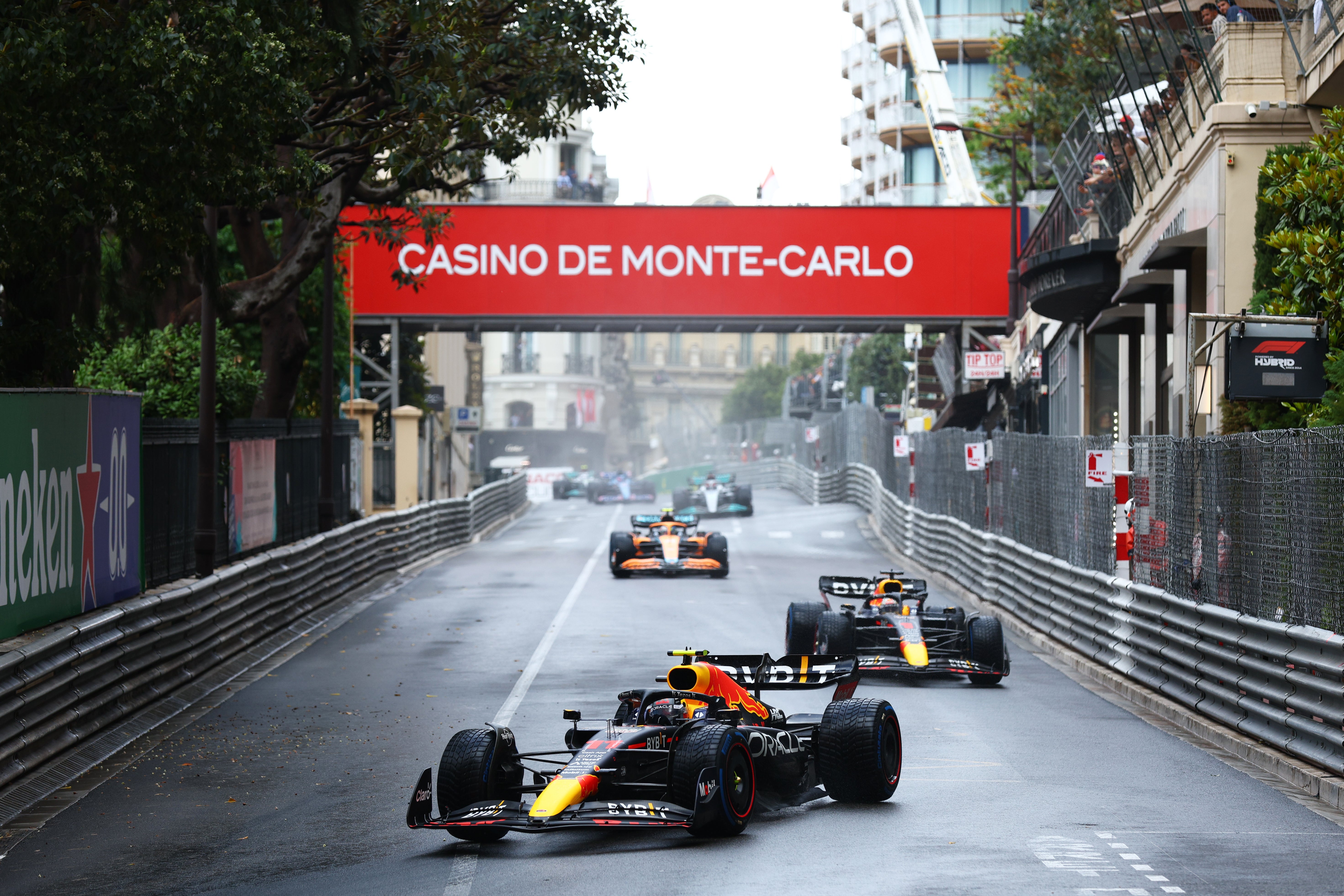 Sergio Perez a la cabeza del Gran Premio de Mónaco
