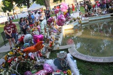 Niña que quedó huérfana en tiroteo de Uvalde escribe desgarrador mensaje para sus padres