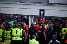 Macron lamenta caos antes de final de Liga de Campeones