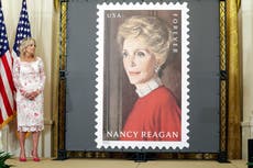 Critican a Jill Biden por honrar a Nancy Reagan durante el mes del Orgullo