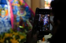 Bolivia: Retorna a las calles mayor fiesta religiosa andina