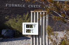 ¿Cuál es la fórmula para convertir grados Fahrenheit a Celsius?