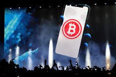 Precio de Bitcoin se desploma por hito importante, entre temores de un nuevo colapso de las criptomonedas