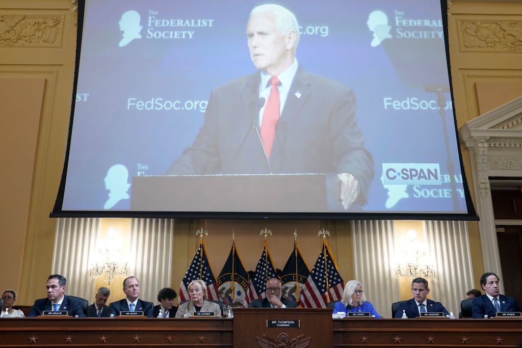 6 de enero: Mike Pence le dijo a Trump “muchas veces” que el plan para anular las elecciones era ilegal