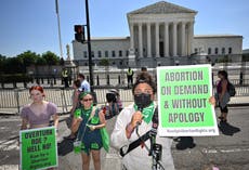 ¿Qué es Dobbs vs. Jackson Women’s Health Organization? ¿Por qué se podría revocar el derecho al aborto?