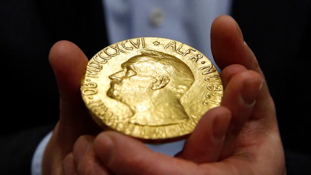 UCRANIA-PREMIO NOBEL-SUBASTA