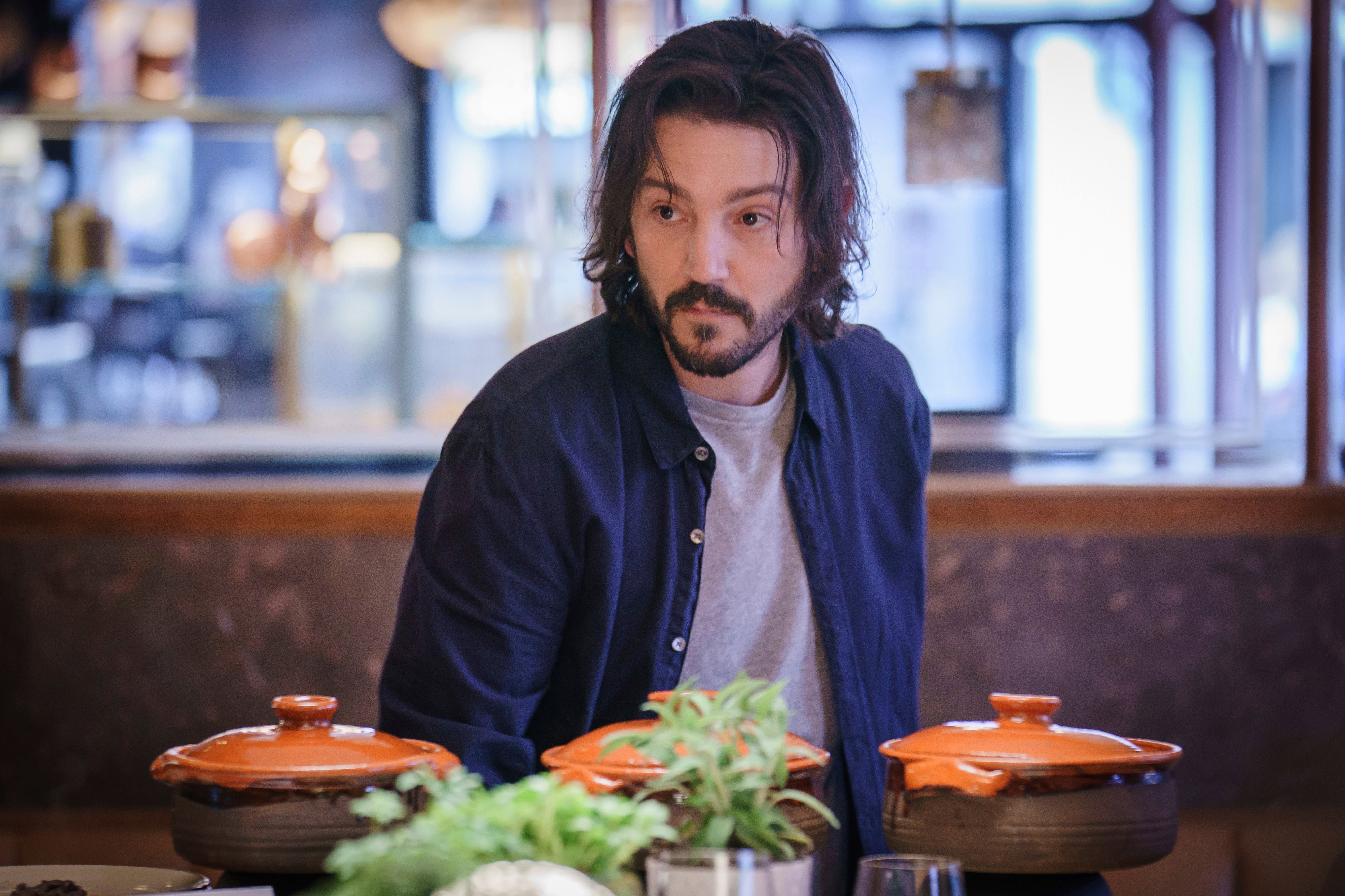 DIEGO LUNA-PAN Y CIRCO