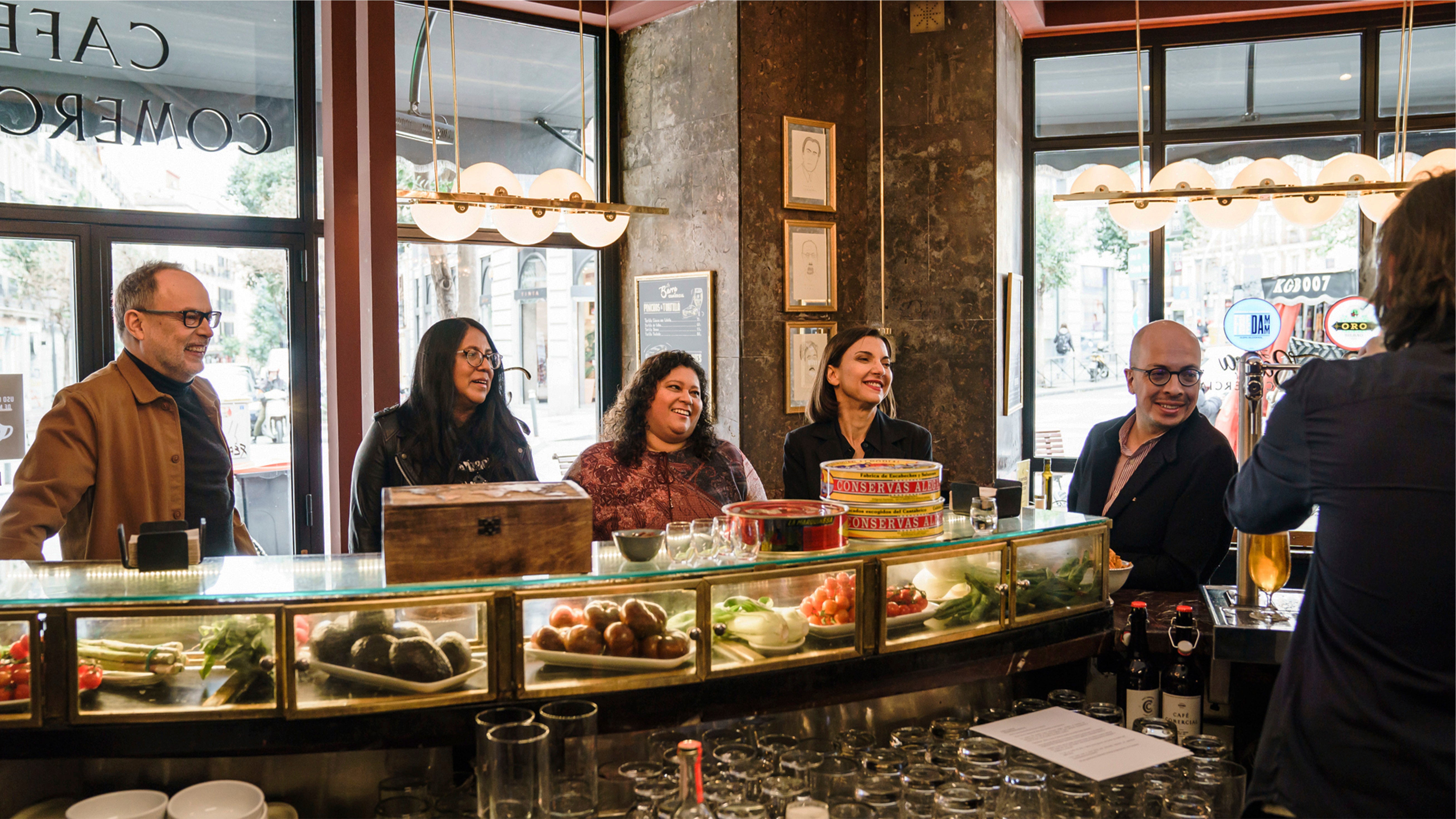 DIEGO LUNA-PAN Y CIRCO