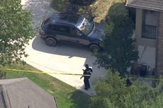 Fallece niño de 5 años después de que su madre lo dejó en un automóvil durante horas, según informe