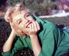 Foto de Marilyn Monroe en revista de moda provoca indignación