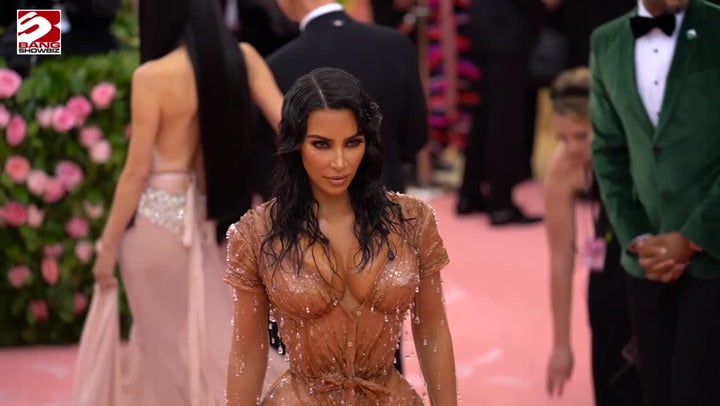 Kim Kardashian presenta a sus 4 hijos formalmente con Pete Davidson 