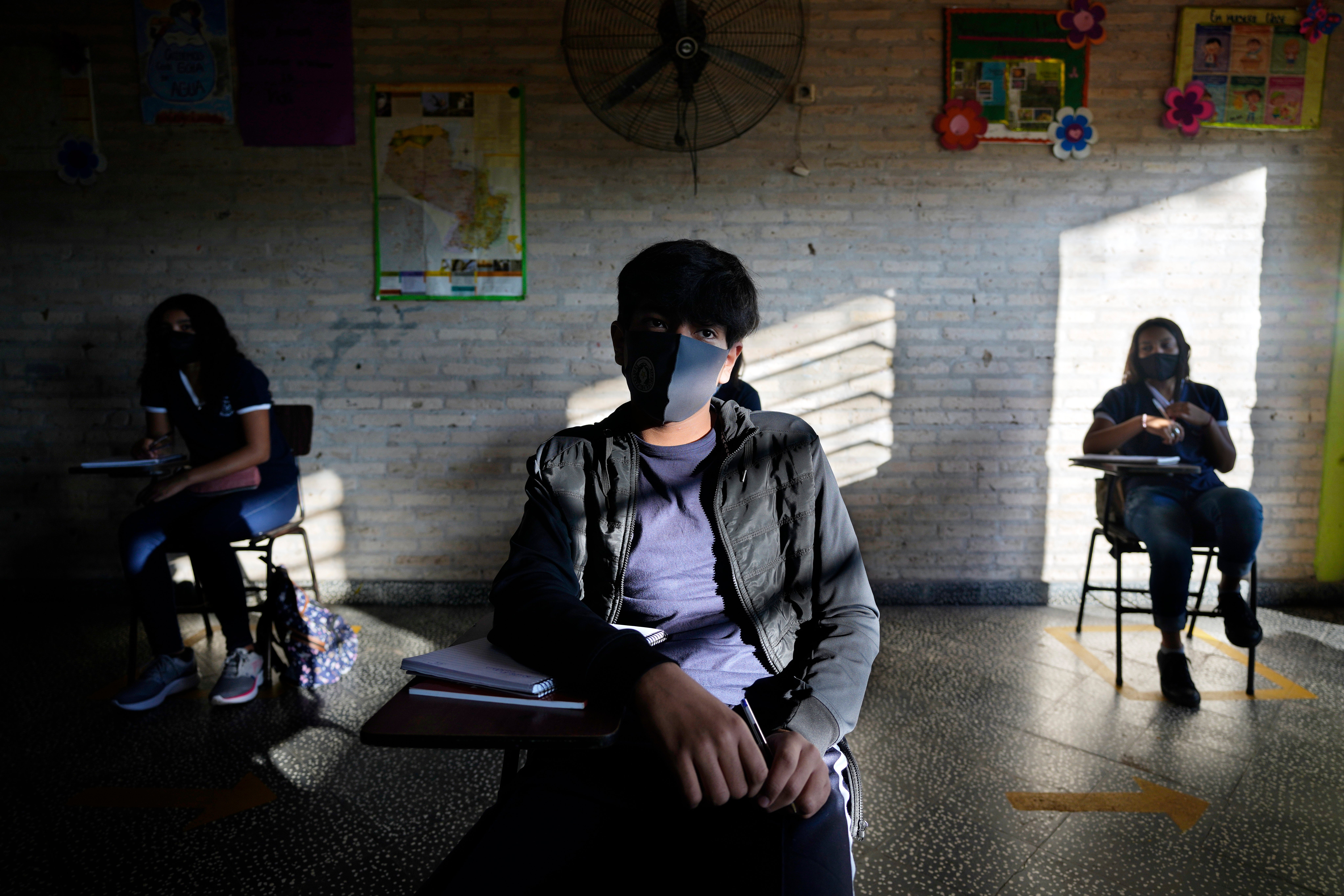 BM-LATINOAMÉRICA EDUCACIÓN