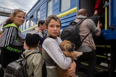 Rusia dispara misiles en toda Ucrania; avanza en el este