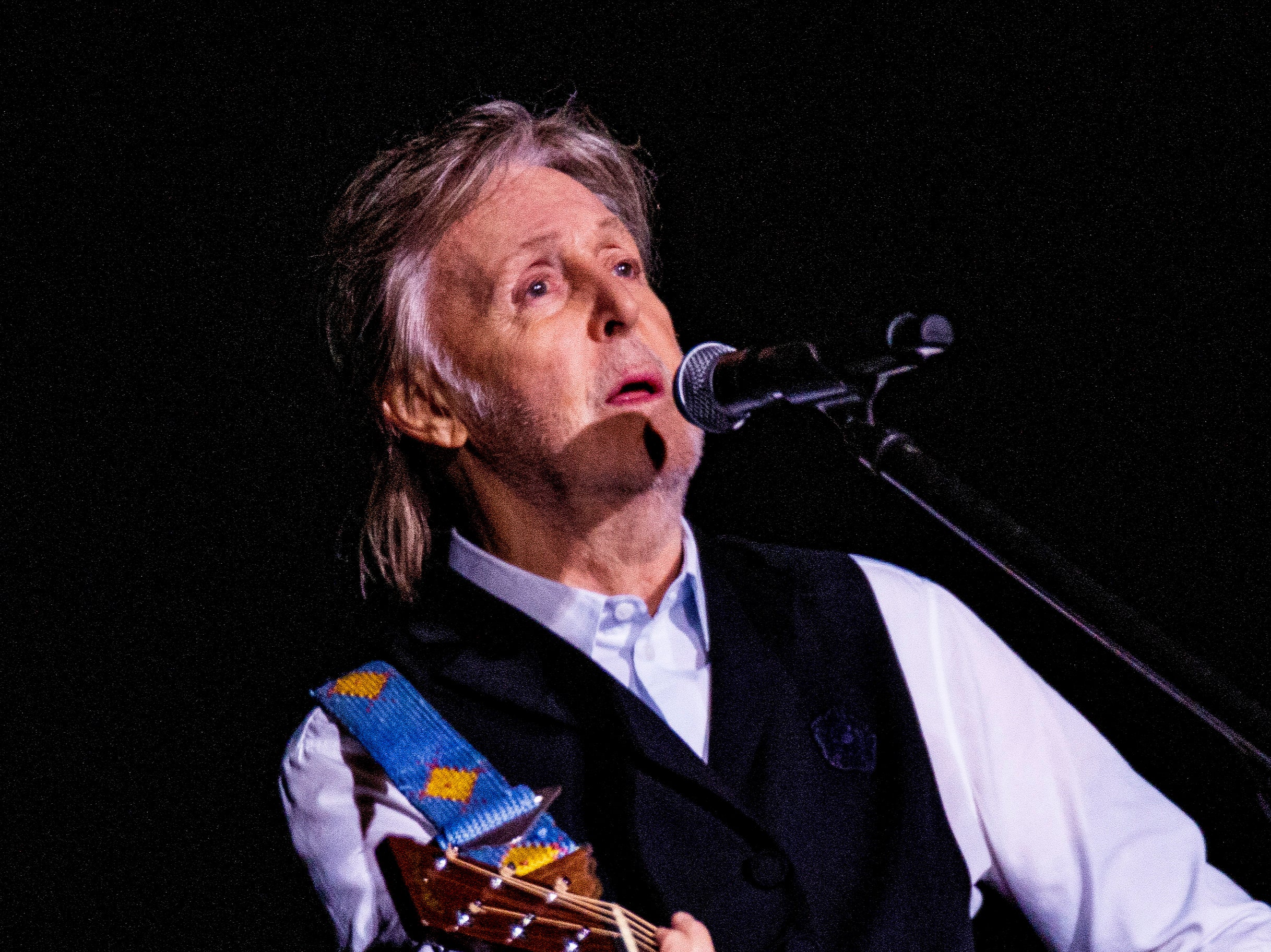 McCartney en el escenario de Glastonbury
