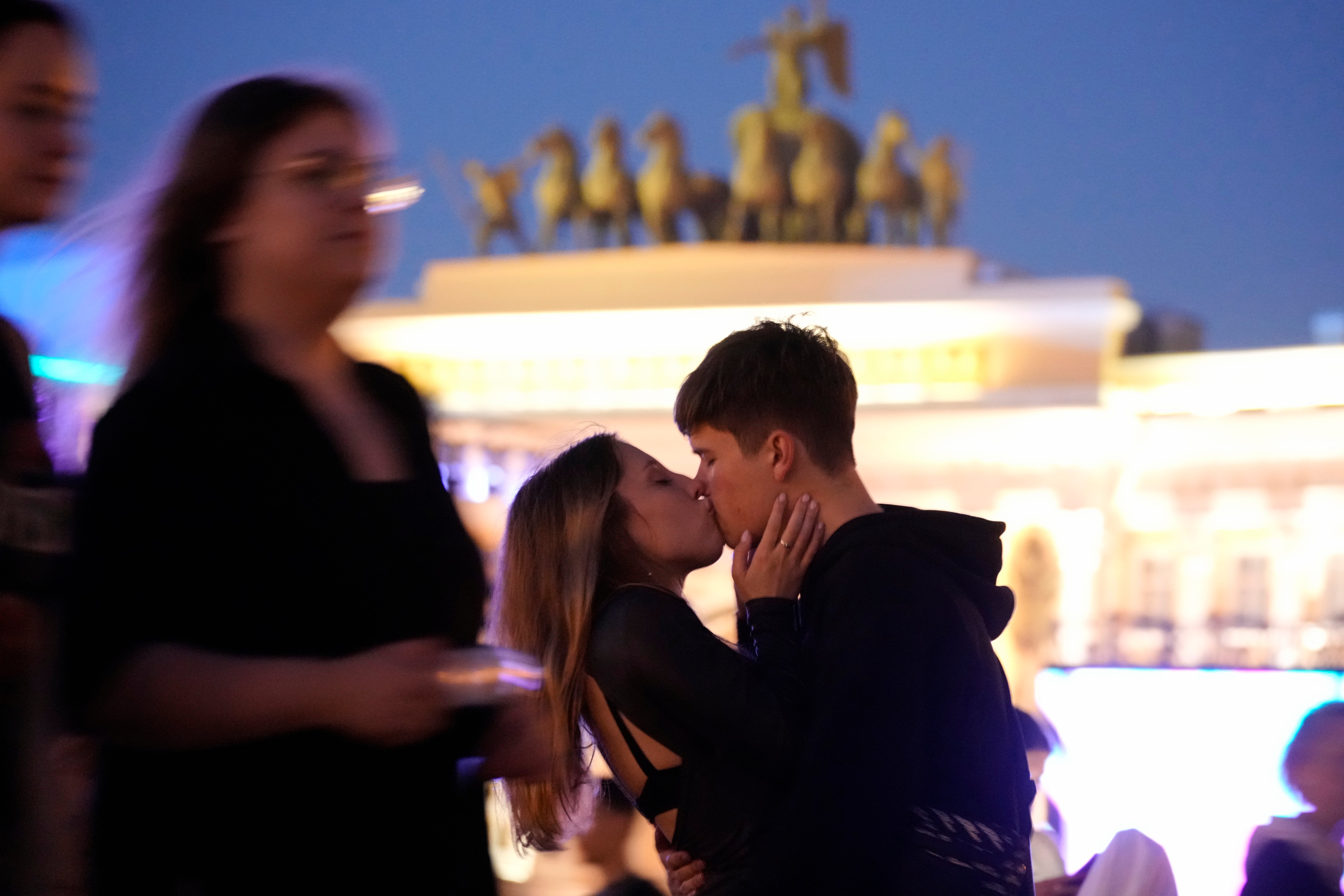 Propagación del herpes labial se remonta al auge de los besos en Edad del Bronce