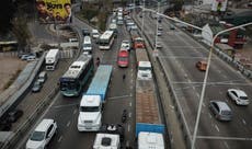 Camioneros argentinos se movilizan en demanda de gasoil