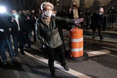 Víctimas de Ghislaine Maxwell la confrontan durante sentencia: “Su falta de remordimiento es el insulto final”