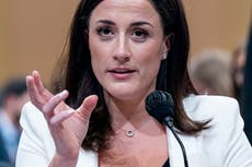 Mark Meadows y Rudy Giuliani solicitaron indultos después del 6 de enero, dice una testigo en la audiencia