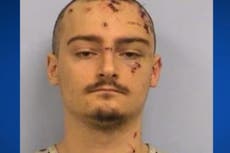 Hombre de Texas a quien declararon demente después de matar a su padre se escapa del hospital