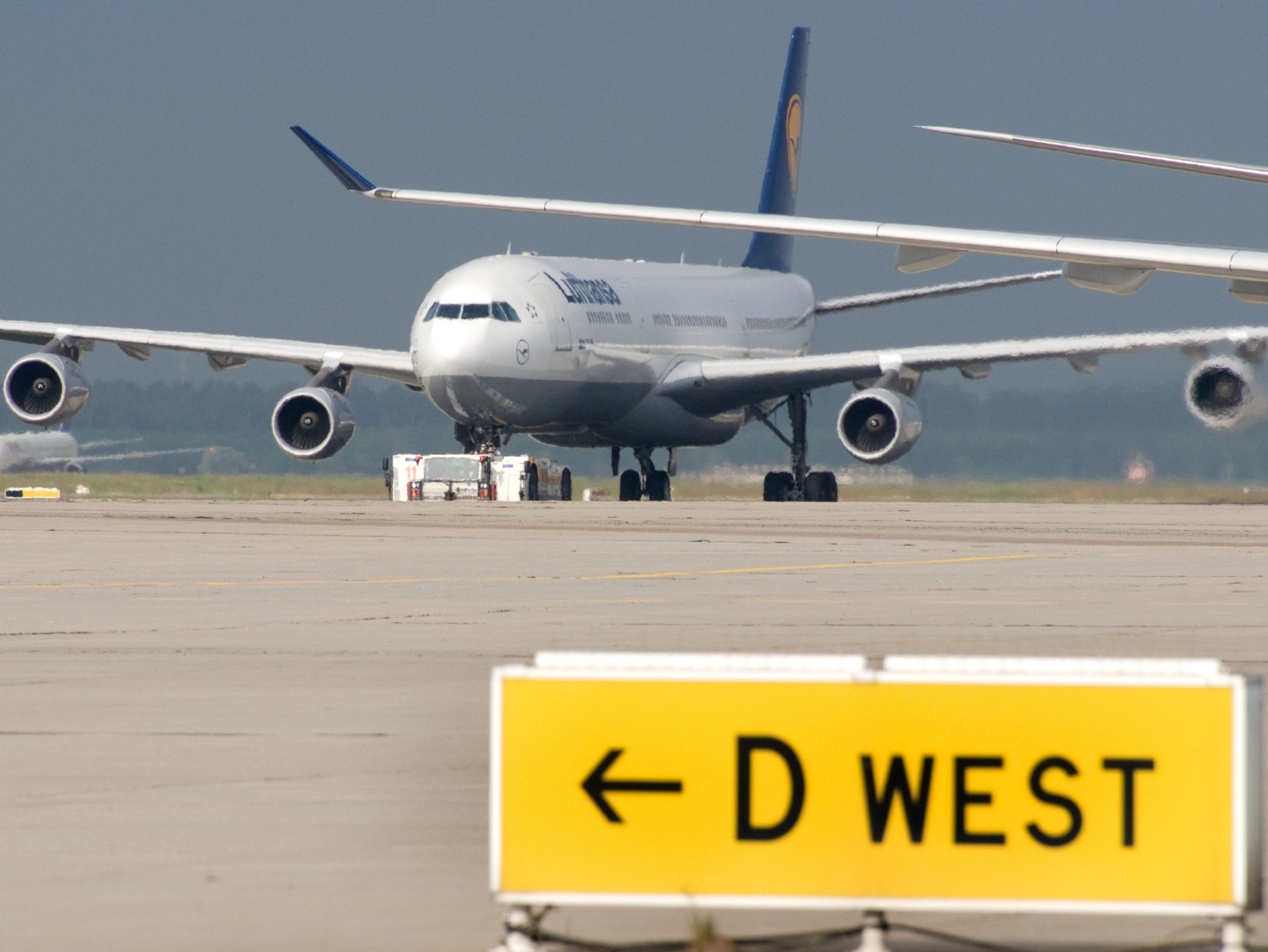 Parada en tierra: Aviones de Lufthansa en Frankfurt, su principal centro de operaciones