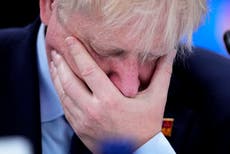 Del Brexit al Partygate: Cronología de la carrera de Johnson