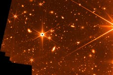 Los rincones más antiguos y profundos del universo revelados en la primera imagen de James Webb de la NASA