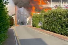 Capitán de bomberos salva a huéspedes de incendio en hotel en Nantucket durante sus horas de descanso